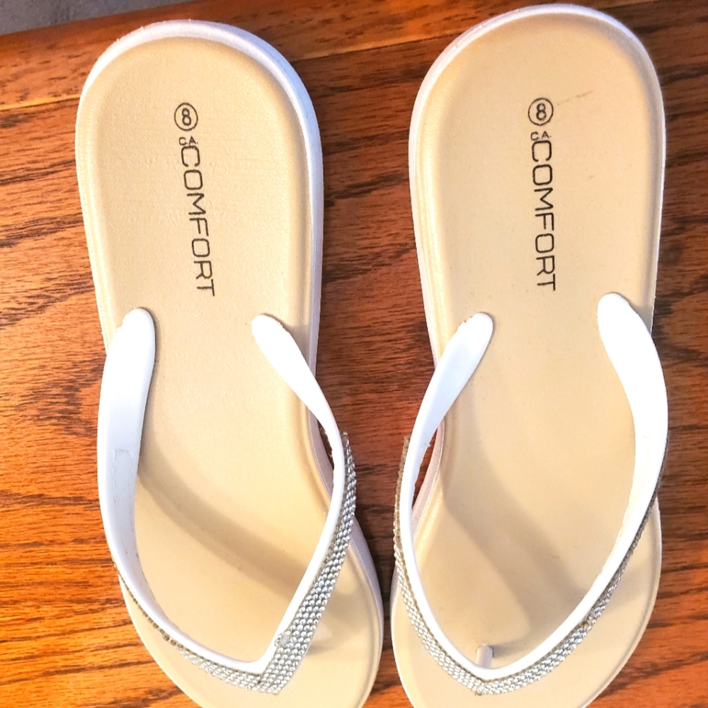 Fancy Sparkly flip flops, almost brand new